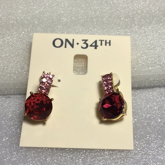 On 34th Earrings Pierced Statement Pink Gold Drop Tower NWT $39.50 - Picture 3 of 4
